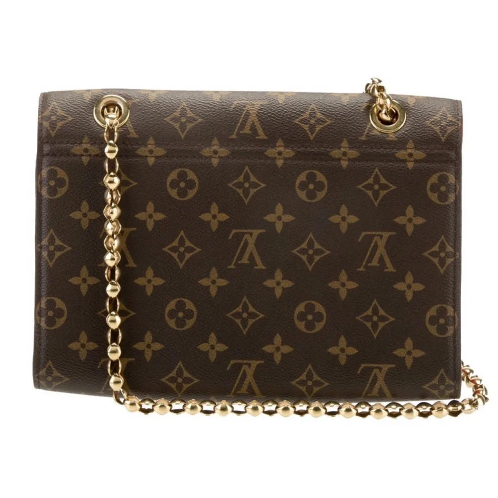 LV LOUIS VUITTON MONOGRAM VICTOIRE EXCELLENT CONDITION TRIPLE AUTHENTICATED